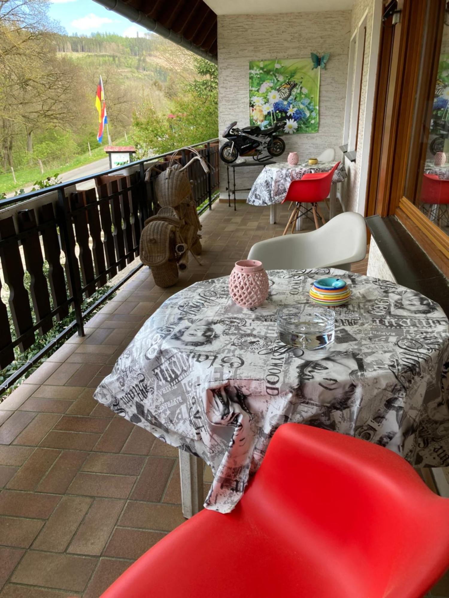 Gasthof Walhalja ชมาลเลนแบร์ก ภายนอก รูปภาพ